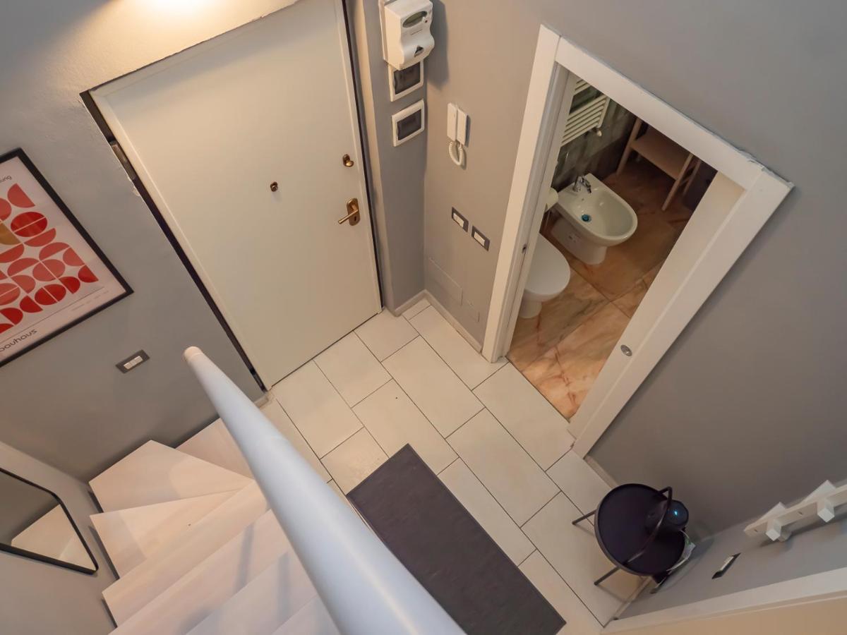 Ihost Apartment - Romilli 17A Mediolan Zewnętrze zdjęcie